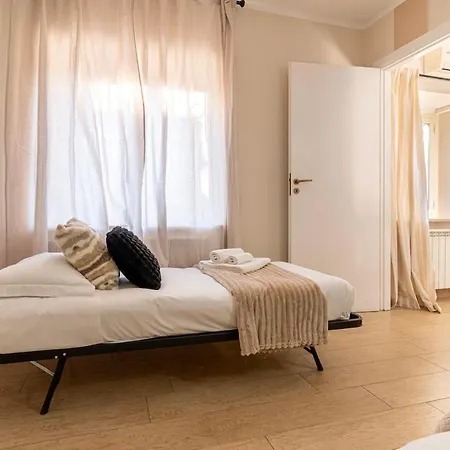 Apartment -porta Susa-centro- Elegante X5, Wi-fi - A-c *